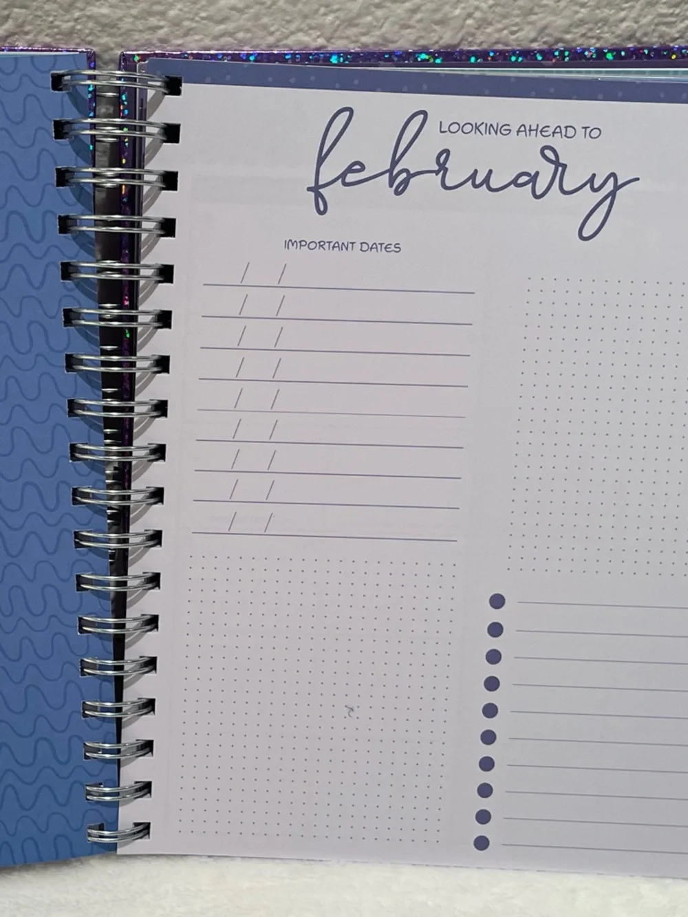 Glittery Weekly/12 Month Spiral Planner - JAN to DEC 2026. NWT.